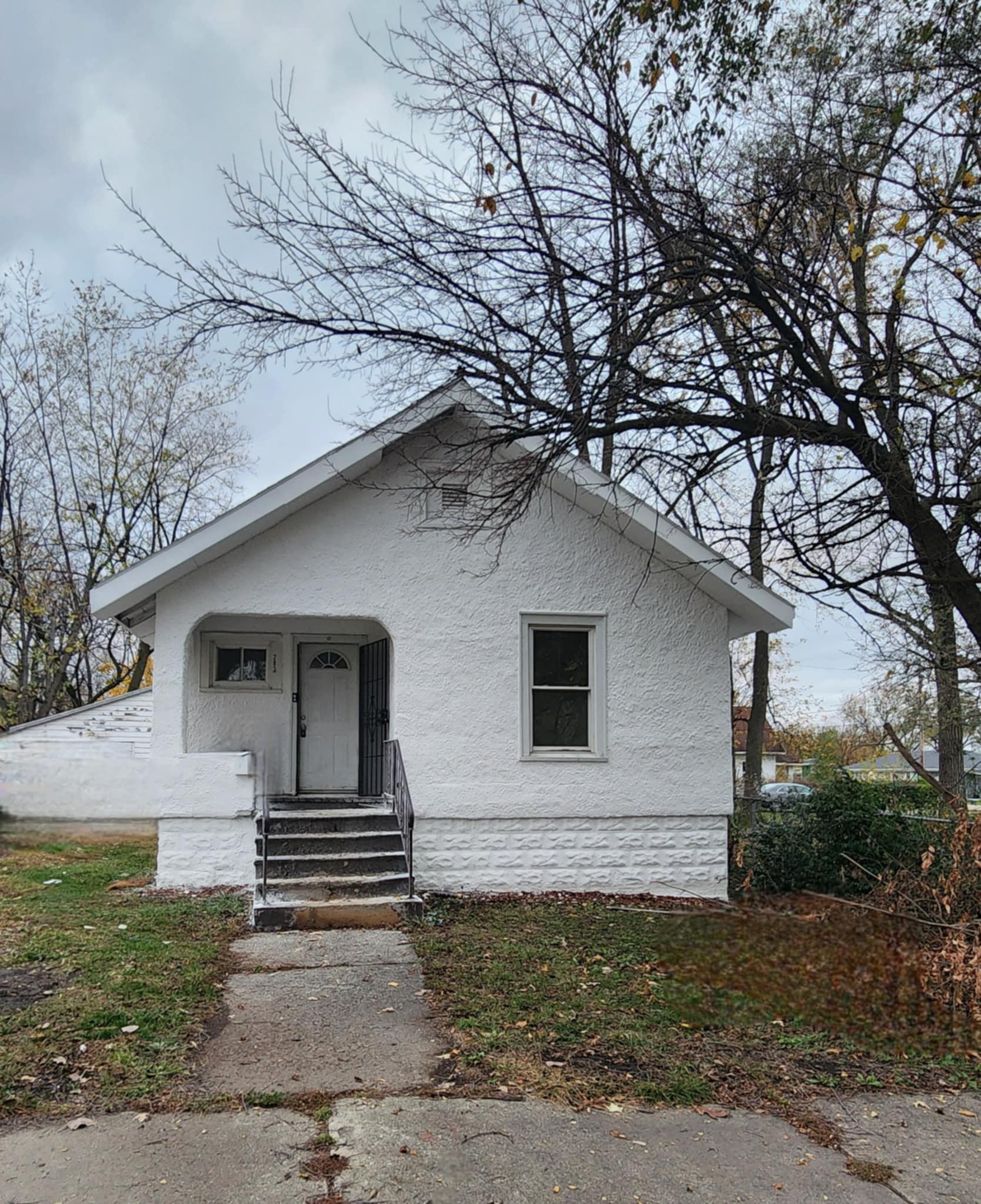 287 n Illinois Avenue